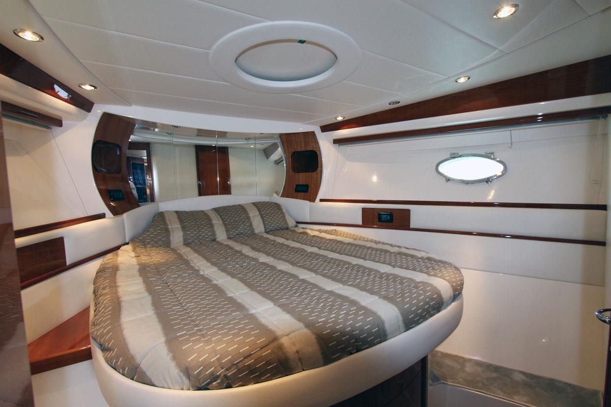 2009 PERSHING 50' 